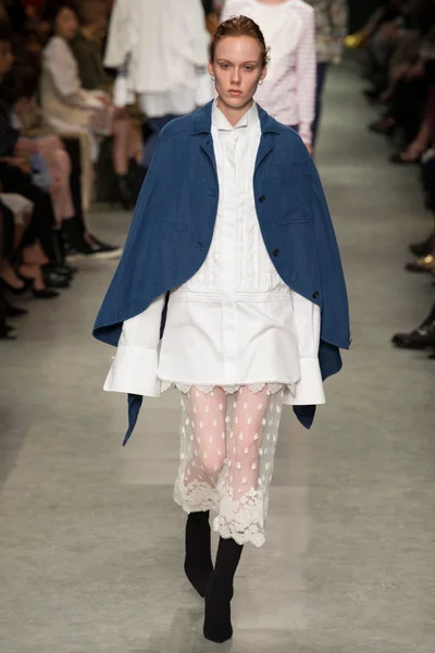 Look 44